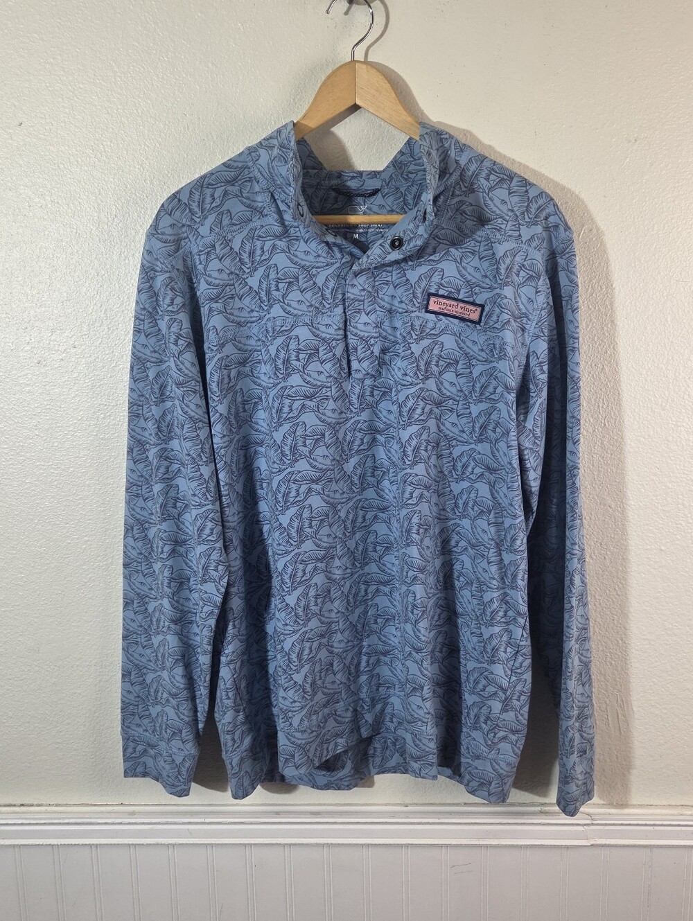 Vineyard Vines Edgartown Shep Shirt Mens Medium Blue Tropical Mock Neck Quarter